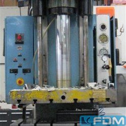 Single Column Press - Hydraulic - DUNKES ESPZ 63/28