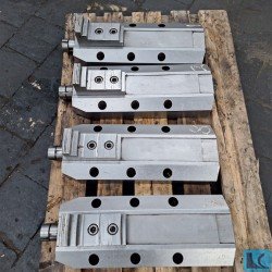 Clamping Units - UNBEKANNT
