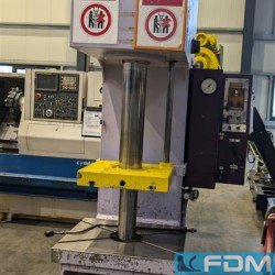 Single Column Press - Hydraulic - WMW Zeulenroda PYE 25 SS
