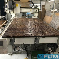 CNC-Bearbeitungsmaschinen - CNC-Technik - SCM Pratix N 12