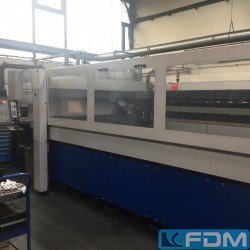 Blechbearbeitung/Scheren/Biegen/Richten/ - Laserschneidmaschine - BYSTRONIC Bystar 3015 / Bylaser 4400